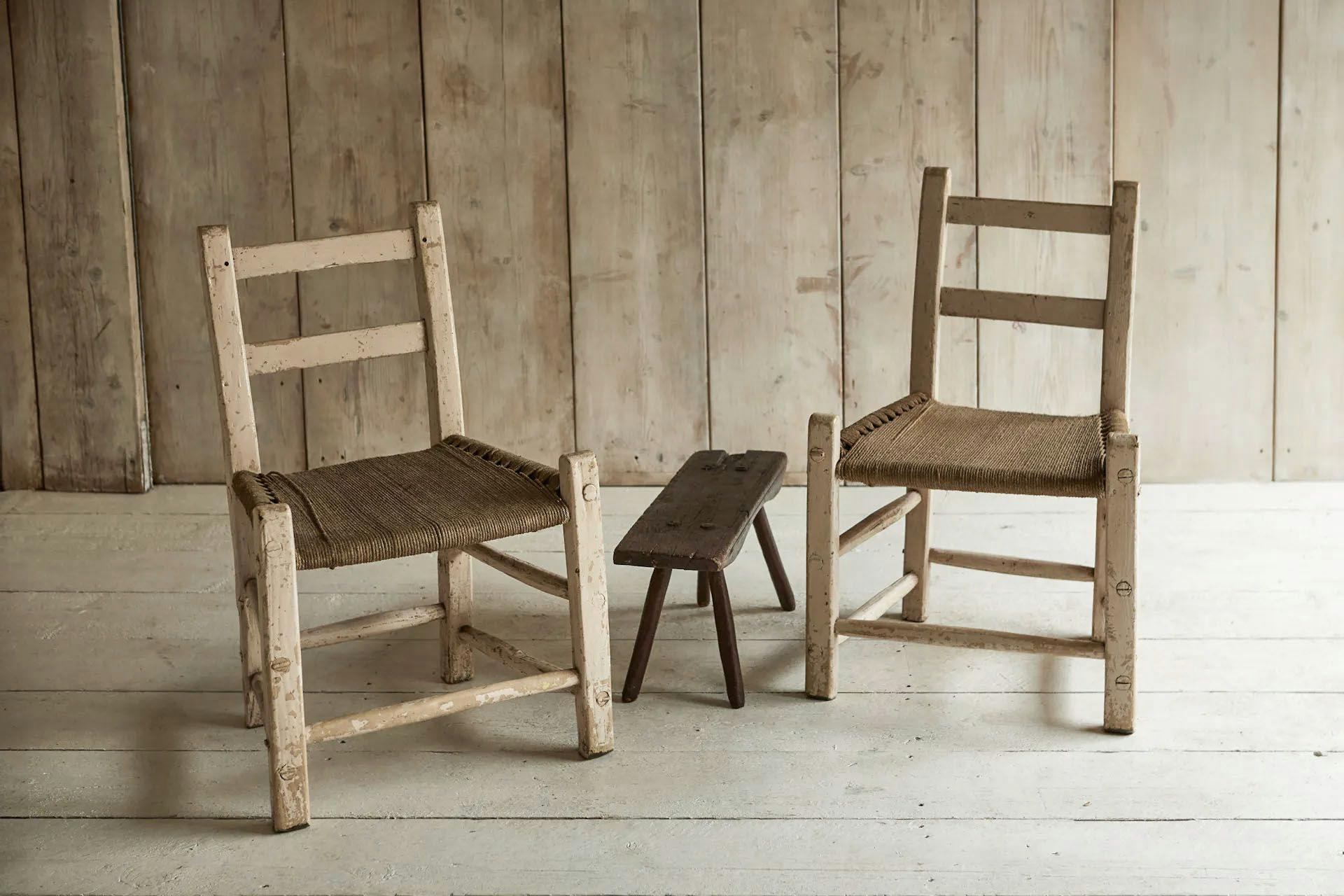 An Original Pair of Irish Súgán Folk Art Chairs