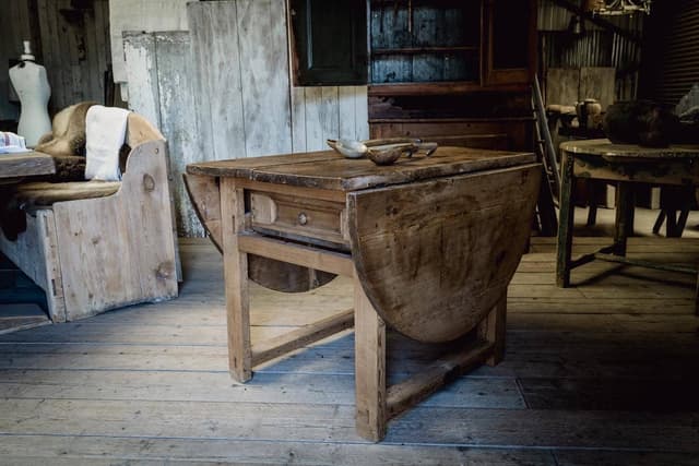 An 18th Century Swedish Slagbord Drop Leaf Table