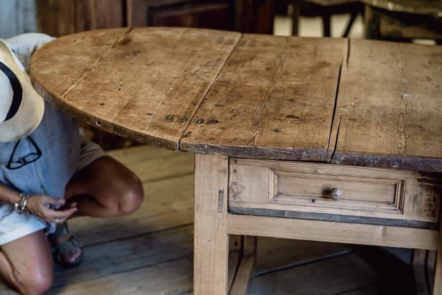 An 18th Century Swedish Slagbord Drop Leaf Table