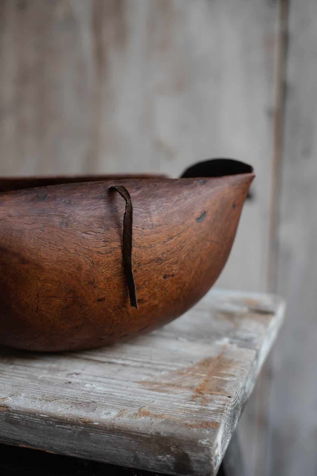 Hand Carved Antique Tribal Turkana Vessel / Bowl