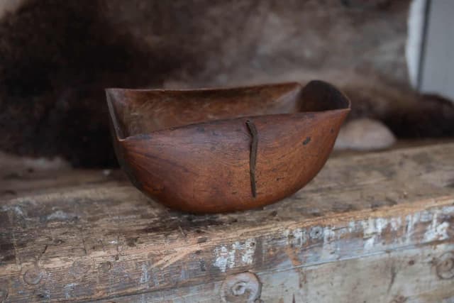 Hand Carved Antique Tribal Turkana Vessel / Bowl