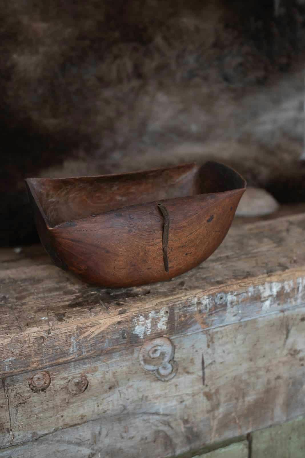 Hand Carved Antique Tribal Turkana Vessel / Bowl