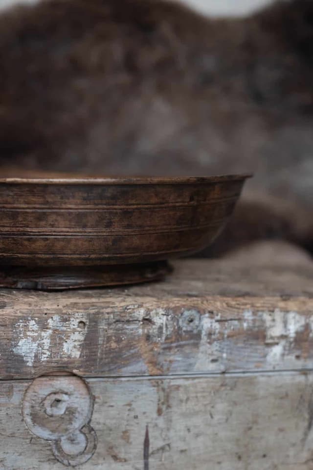 An Impressive Shallow Swat Valley Bowl