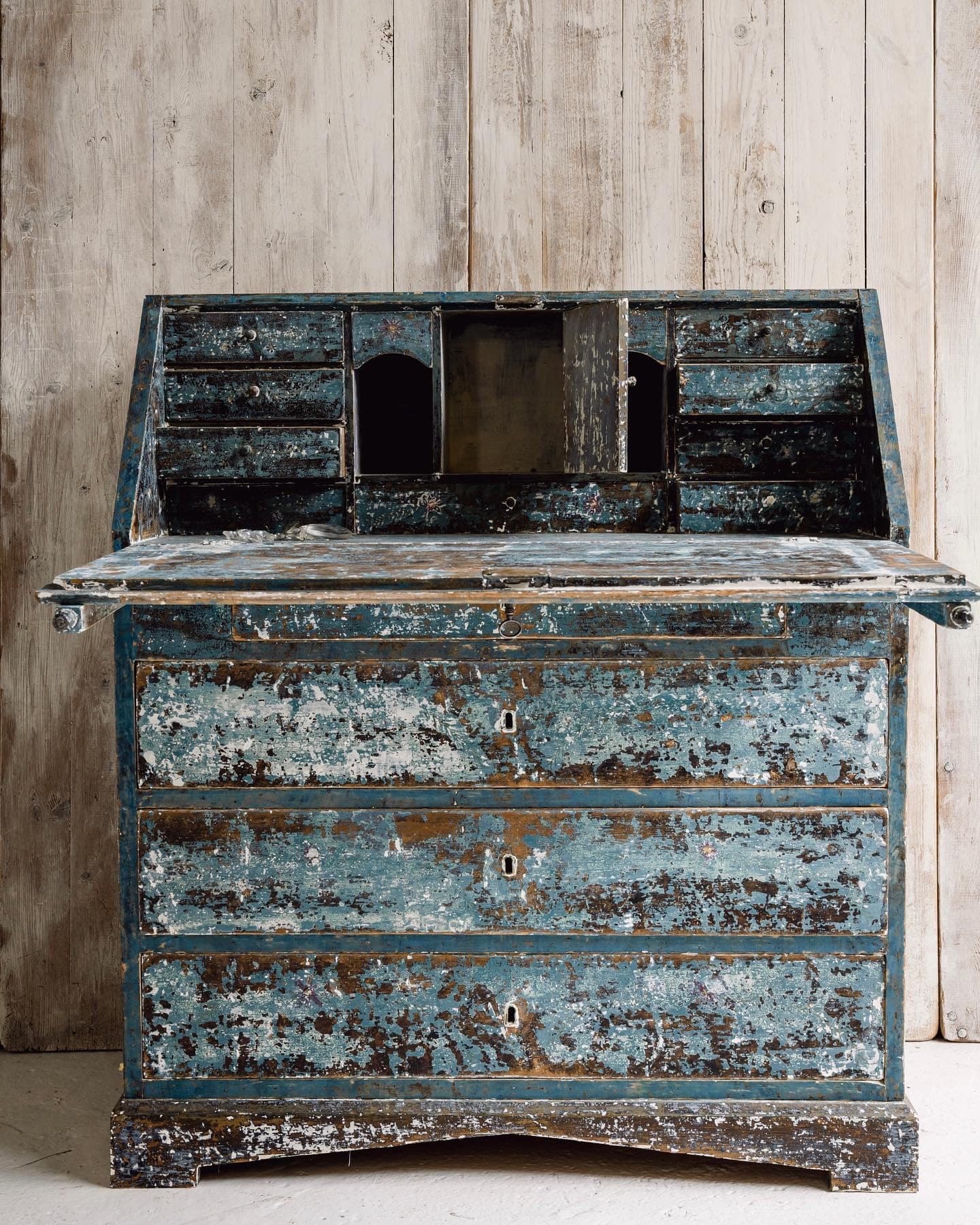 Elegant Swedish 18thCentury Gustavian Period Secretaire