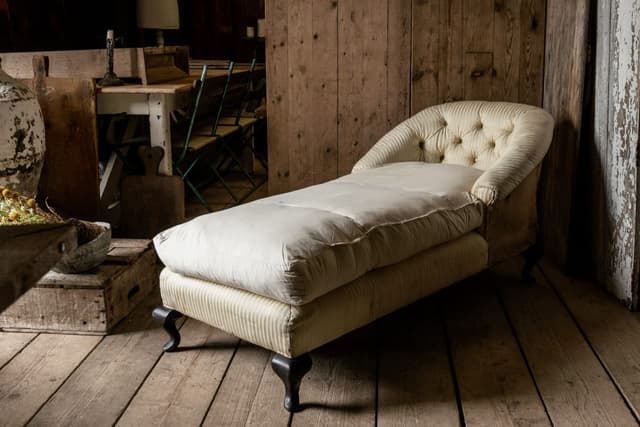 Elegant Chaise with Original Feather Cushion