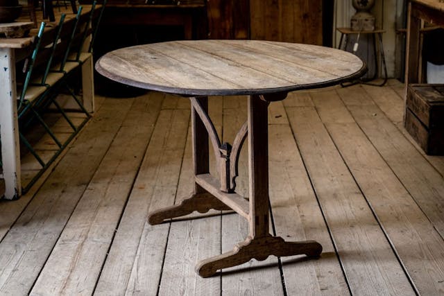 An Exceptional French Oak Vendange Table 