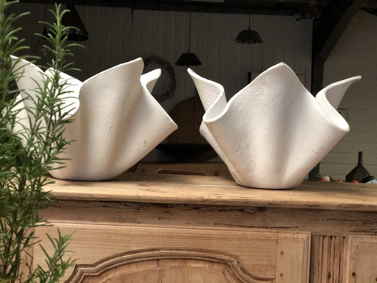 Pair of Mid-Century Mouchoirs Planters by Willy Guhl