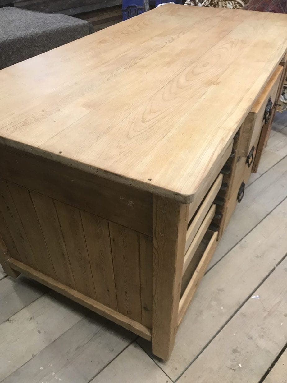 Exceptional French Bleached Oak Dining Table