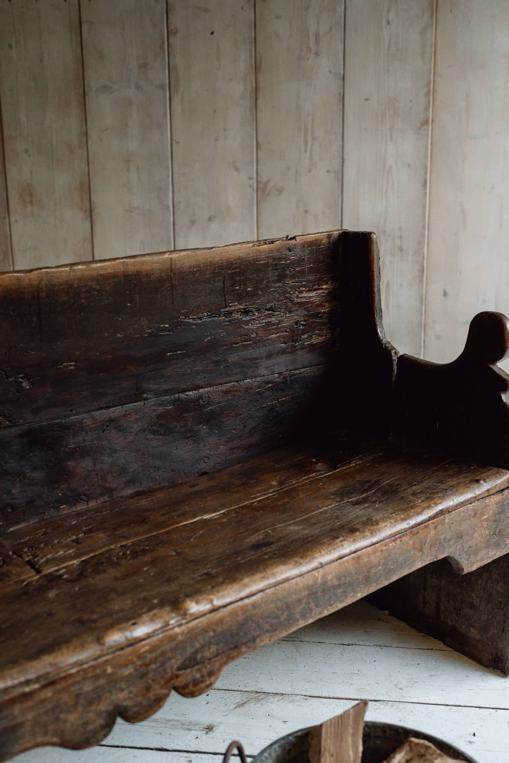 An Early Primitive Bench from the Catalan Region of Spain