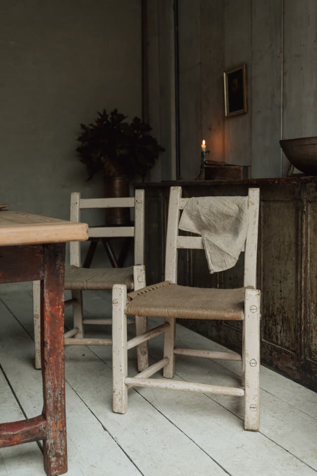 An Original Pair of Irish Súgán Folk Art Chairs