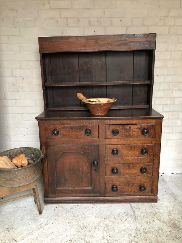 An Unusual 19th Century Oak Welsh Dresser