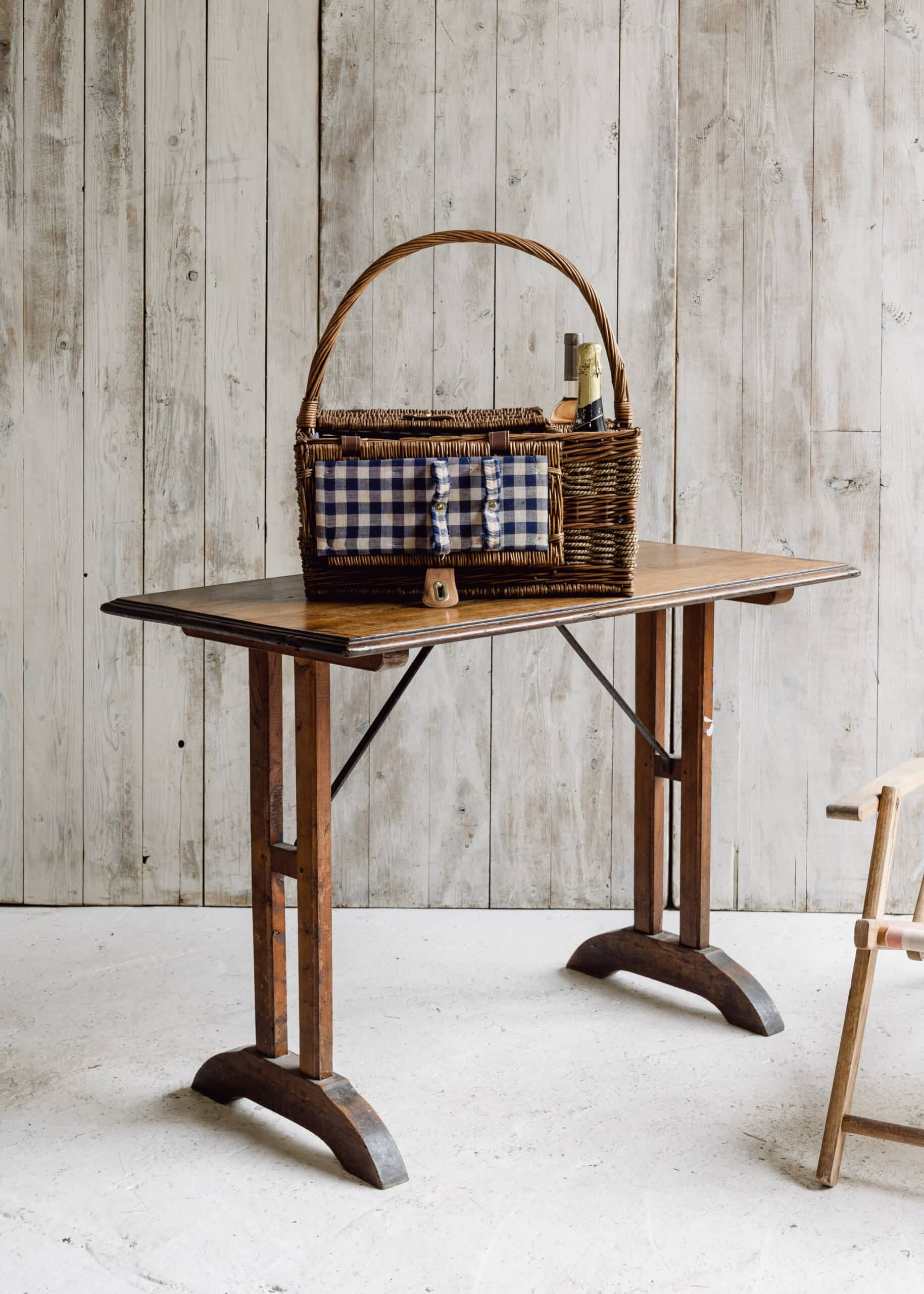 Original Vintage Wicker Picnic Basket