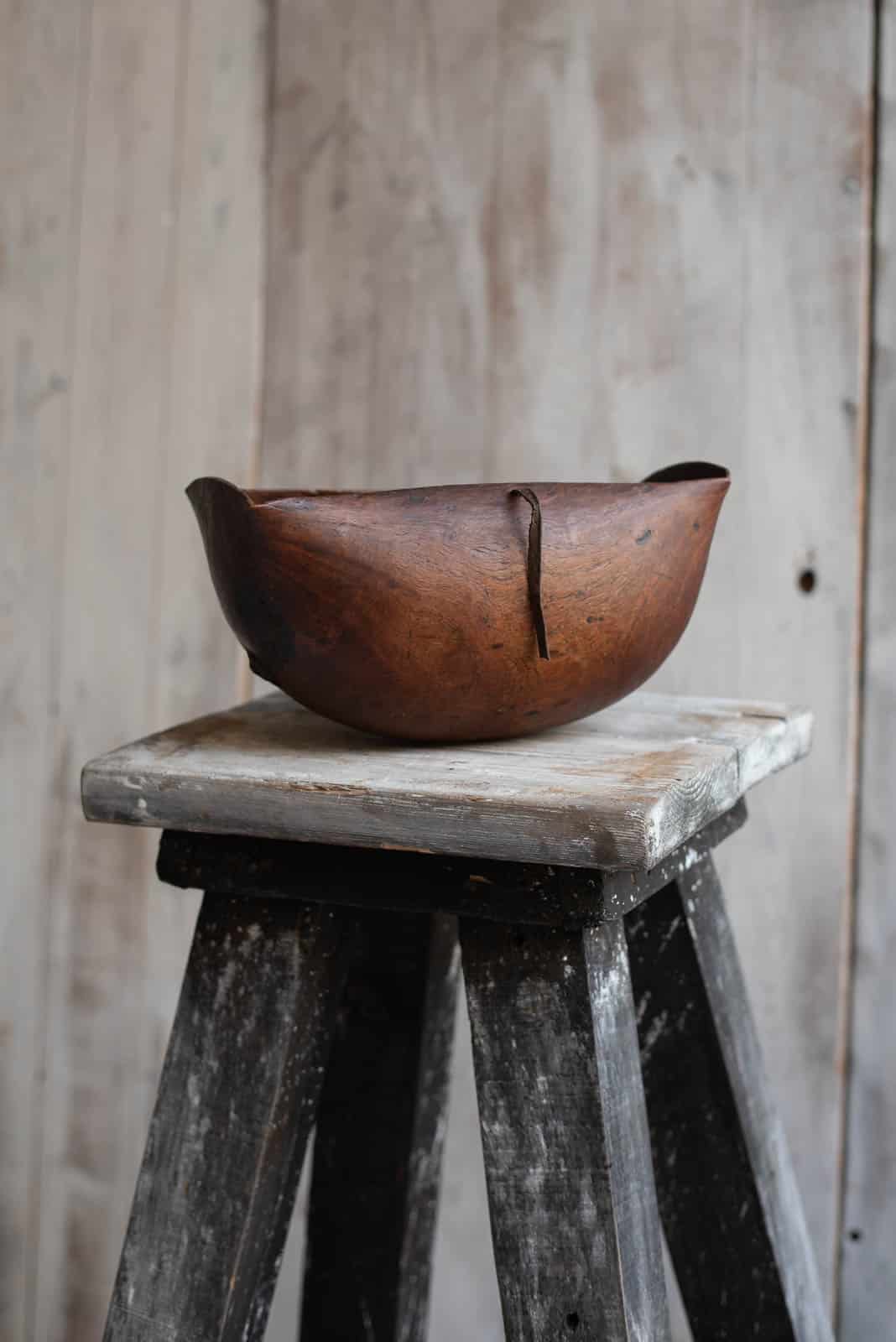 Hand Carved Antique Tribal Turkana Vessel Bowl