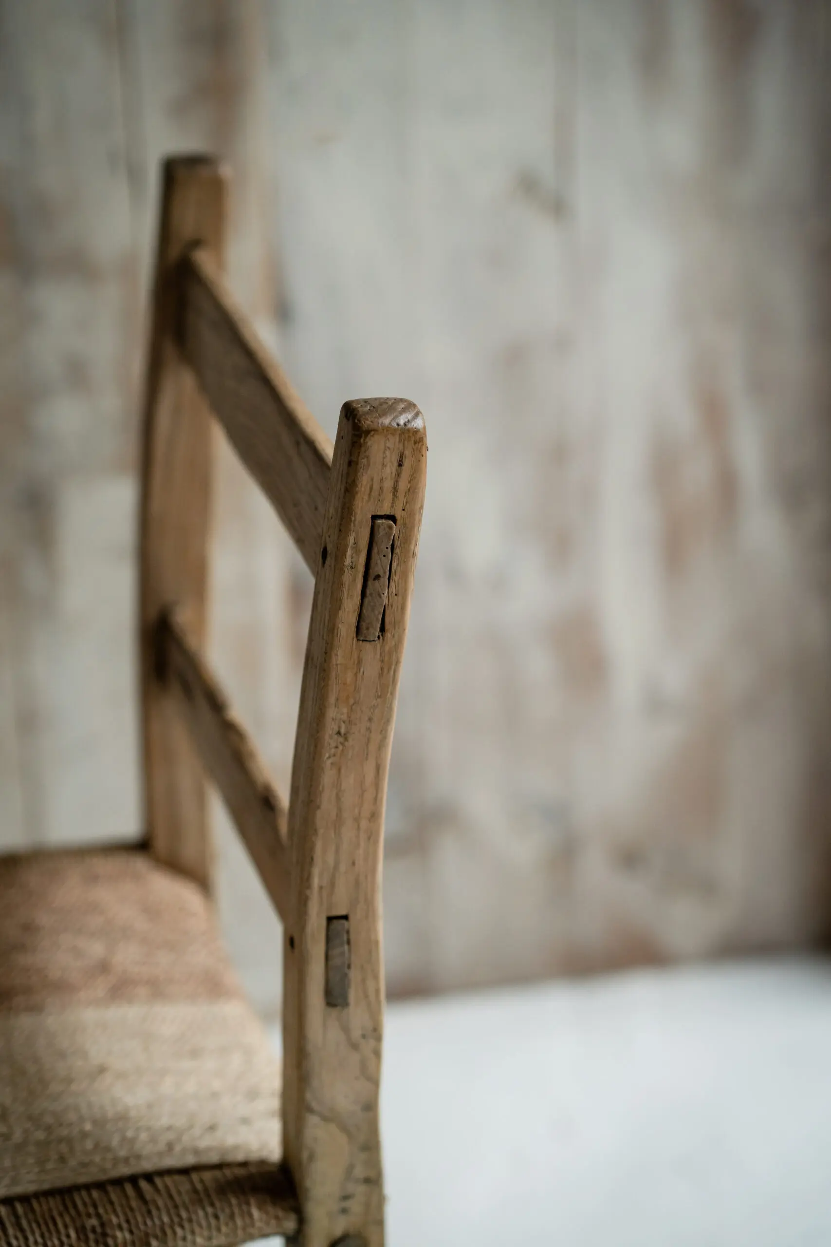 An Exceptional Irish Súgán Chair