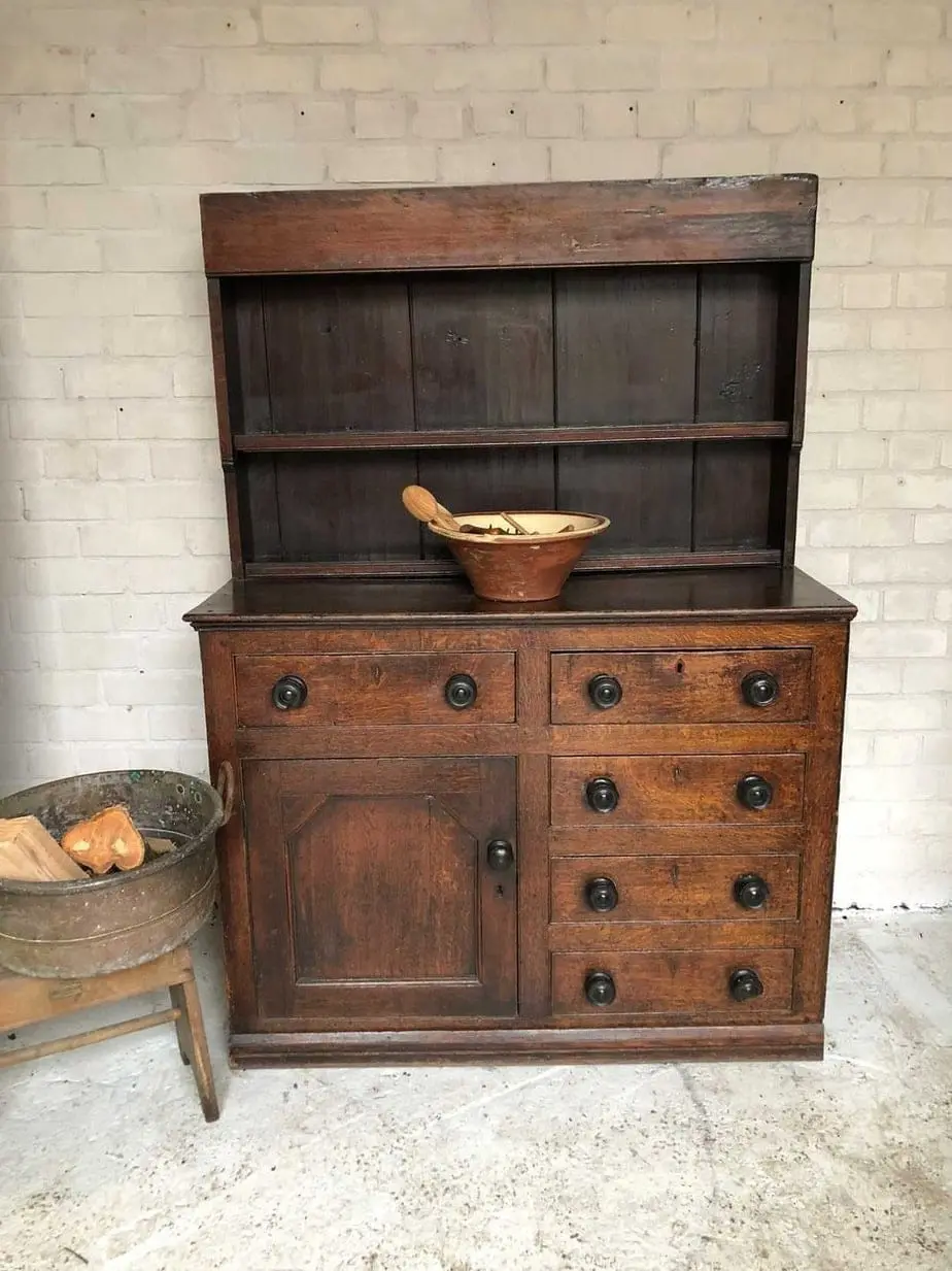 An Unusual 19th Century Oak Welsh Dresser