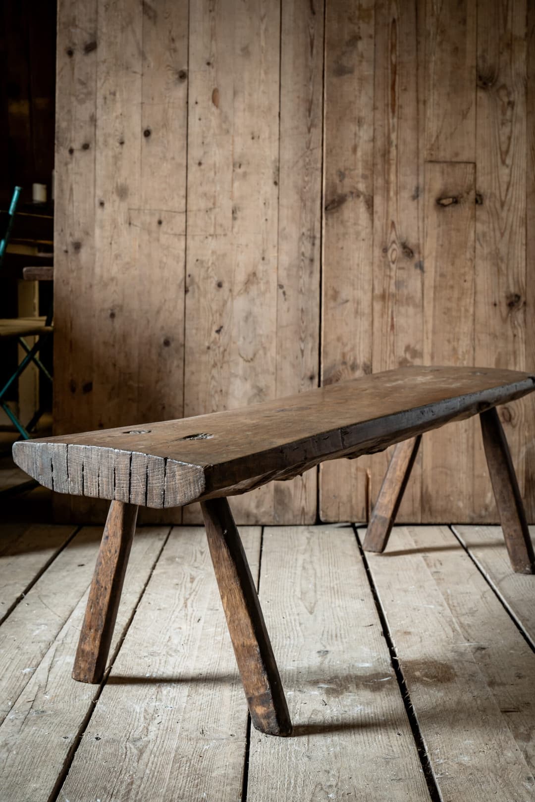 Primitive Gnarly Pig Bench