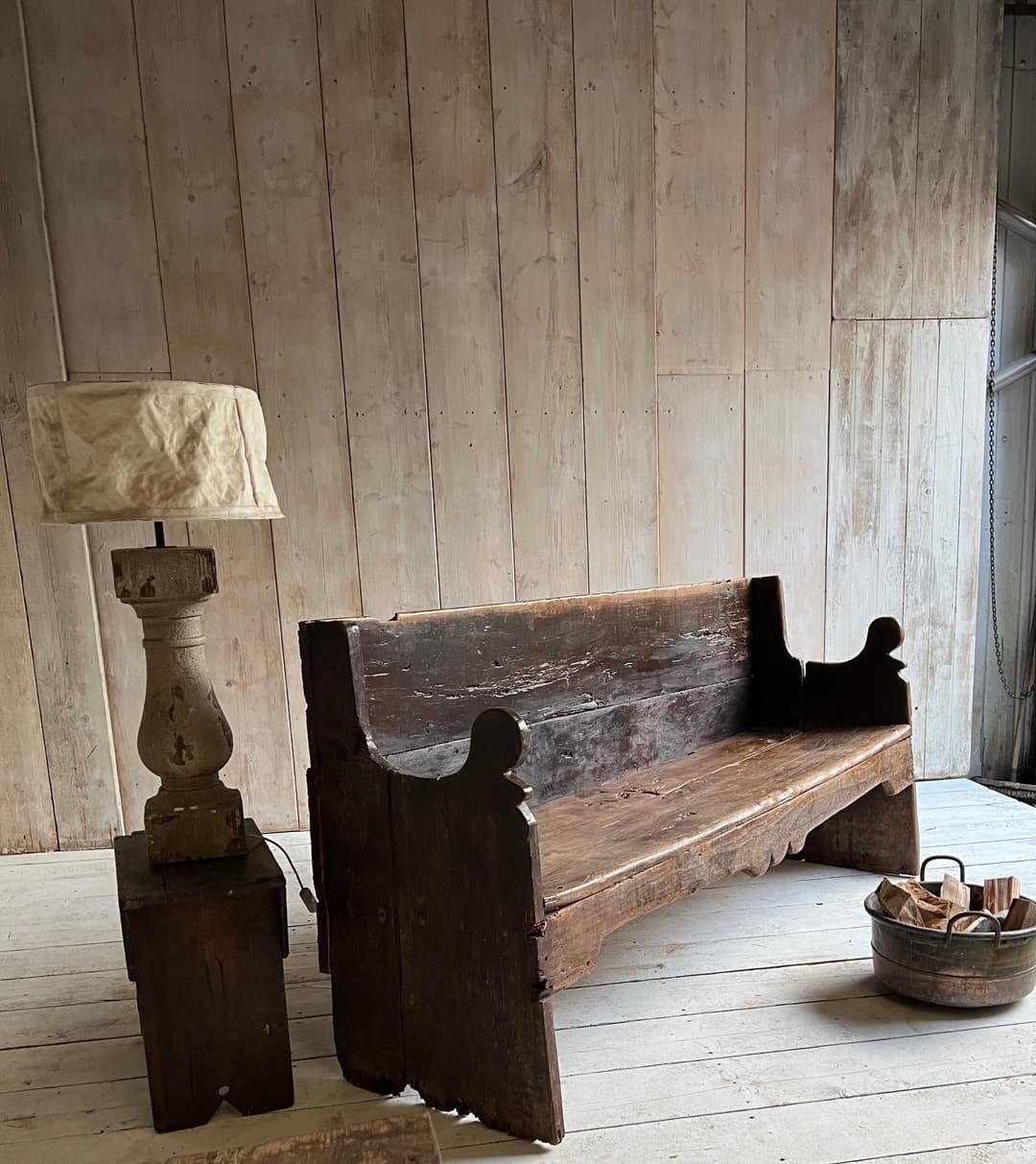 An Early Primitive Bench from the Catalan Region of Spain