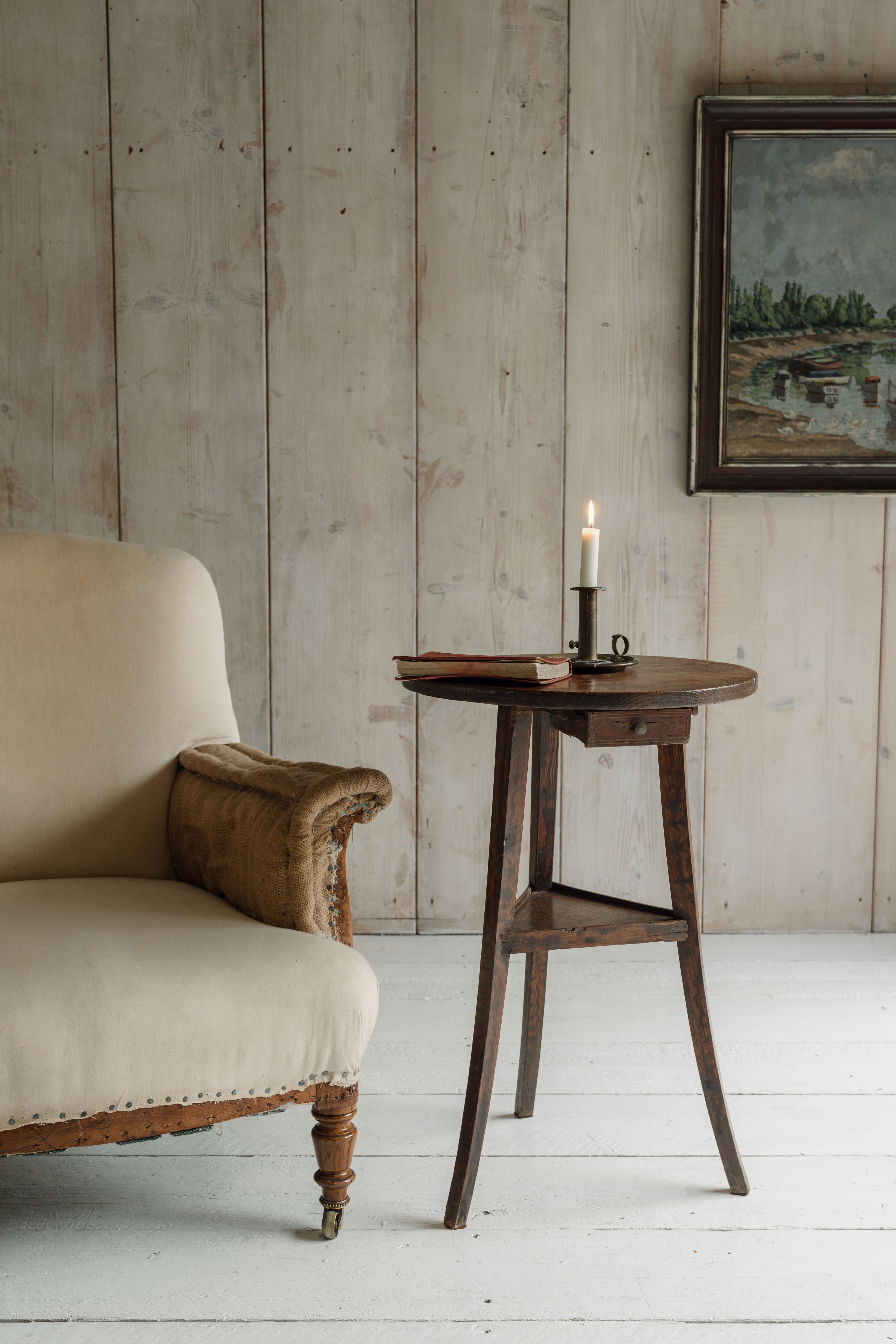 A Pretty Folk Art Table