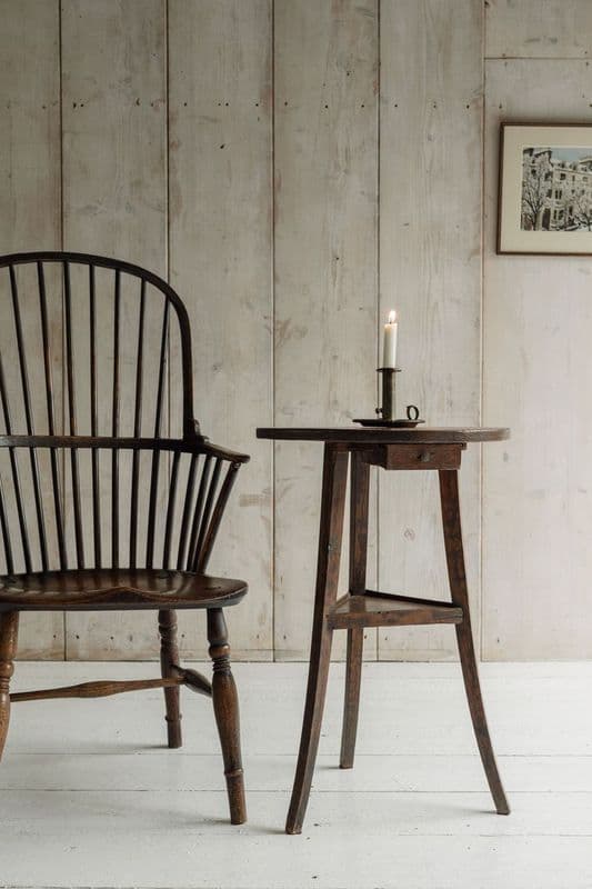 An Early 19th Century Windsor Chair