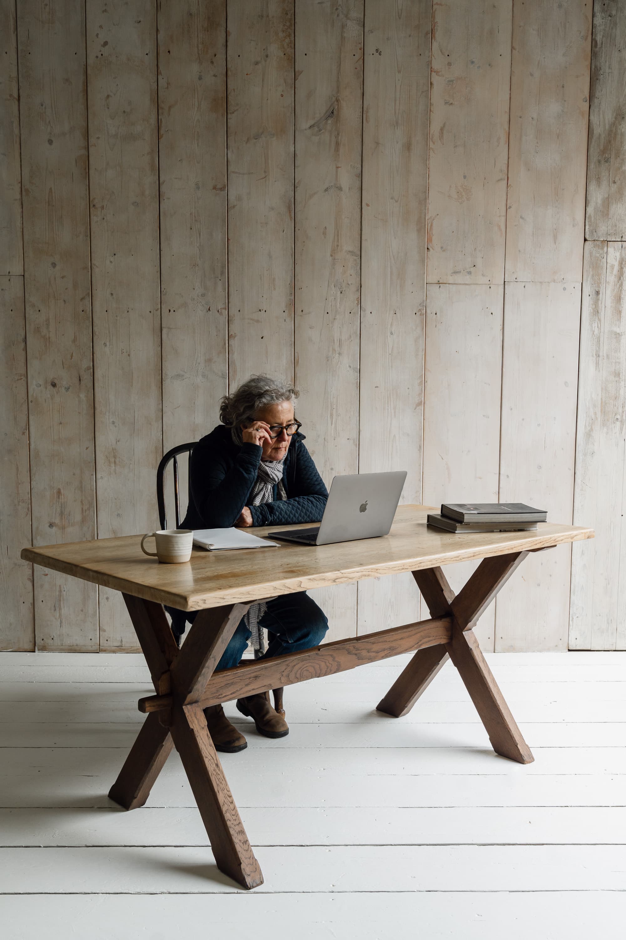 Solid Oak English Tavern Table with a Cross Leg Base