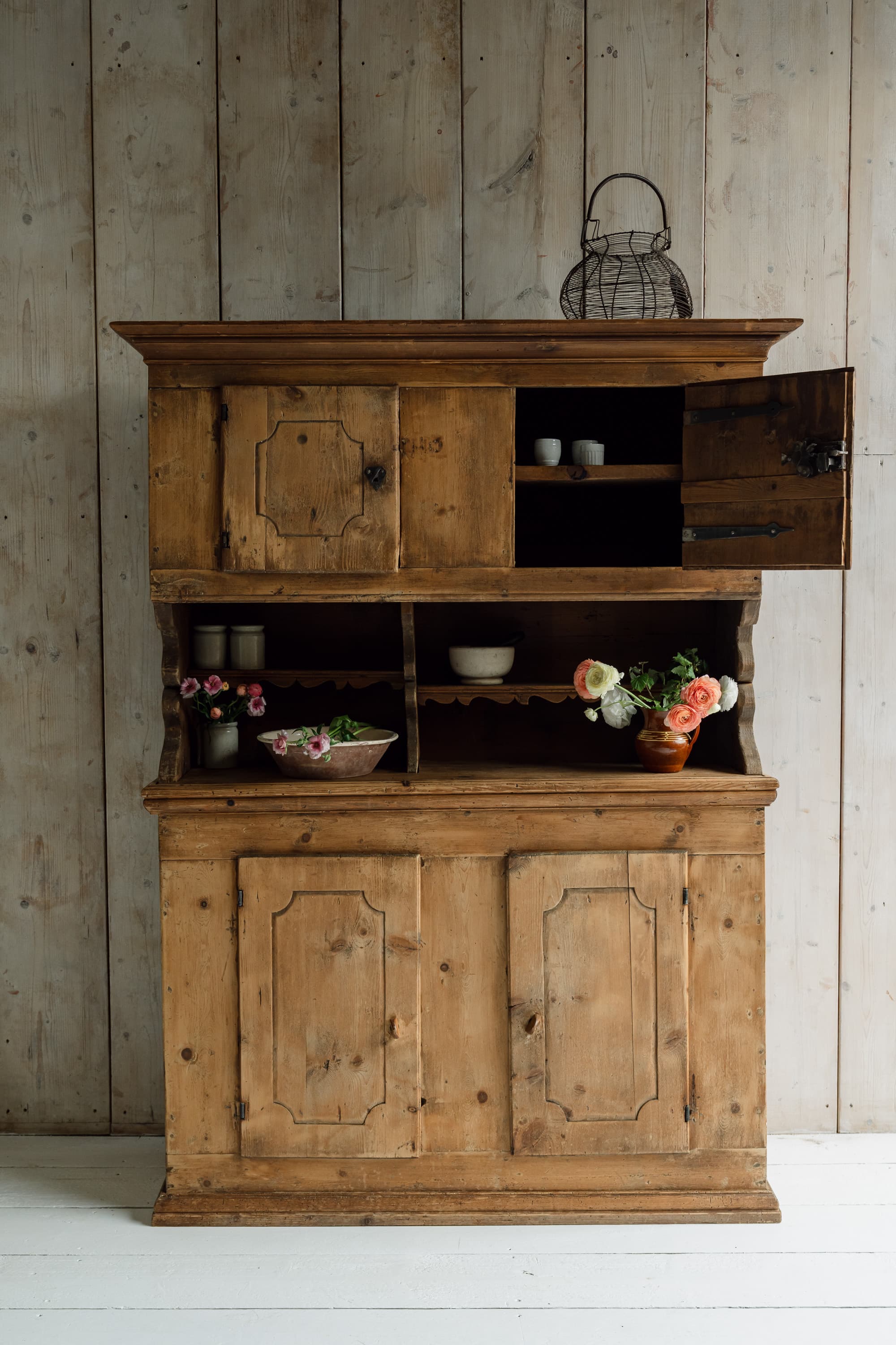 Primitive Mountain Pine Cupboard, c.1800