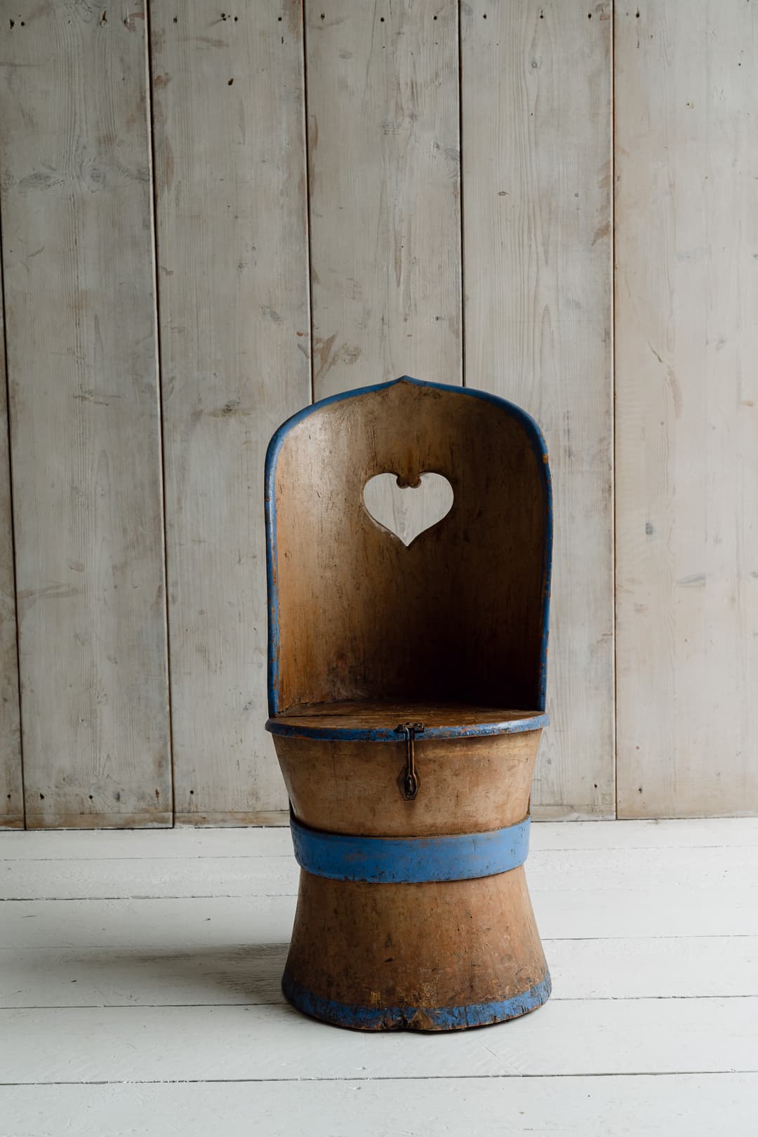 A Rare Sculptural Swedish Kubbstol - Late 18th Century