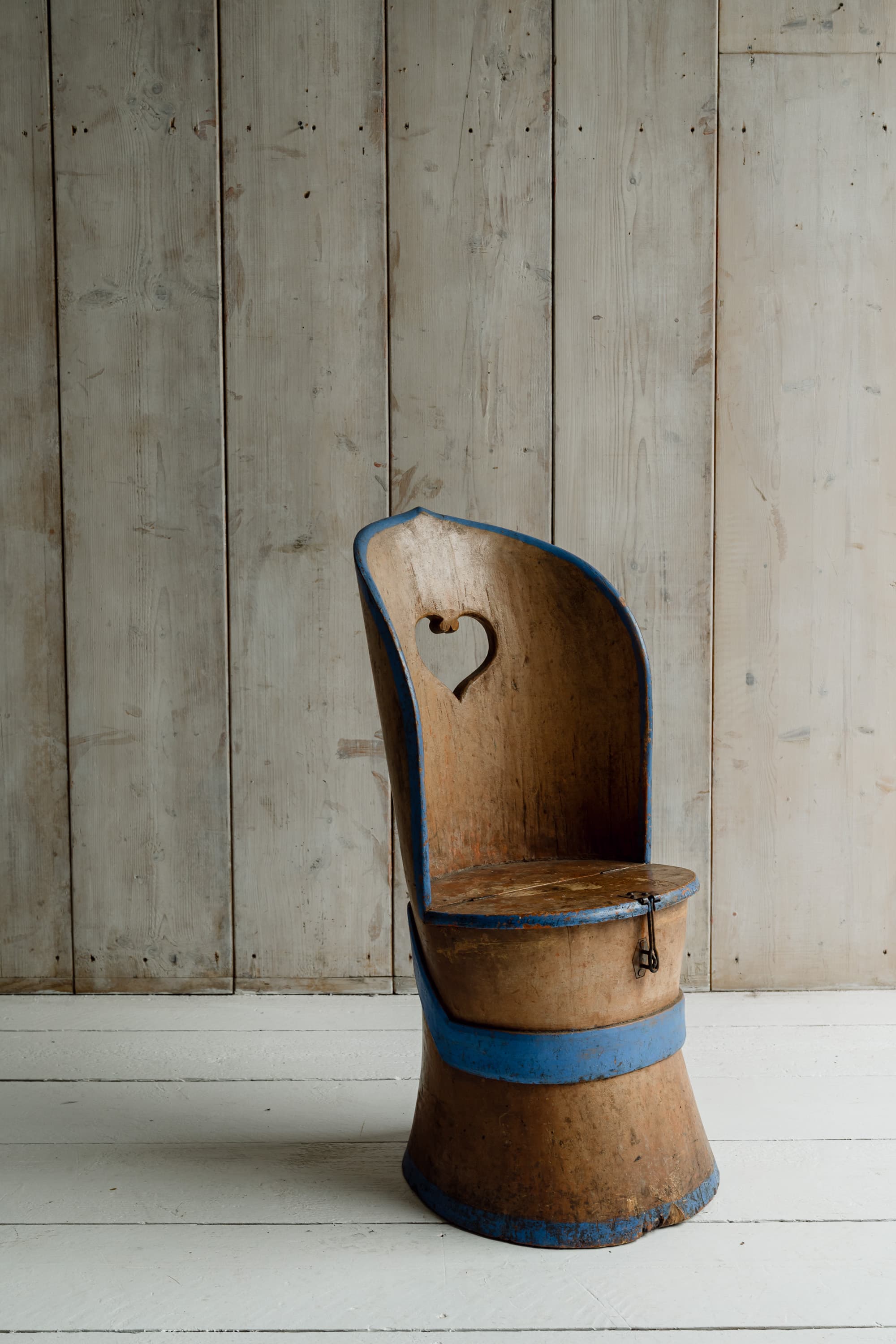A Rare Sculptural Swedish Kubbstol - Late 18th Century