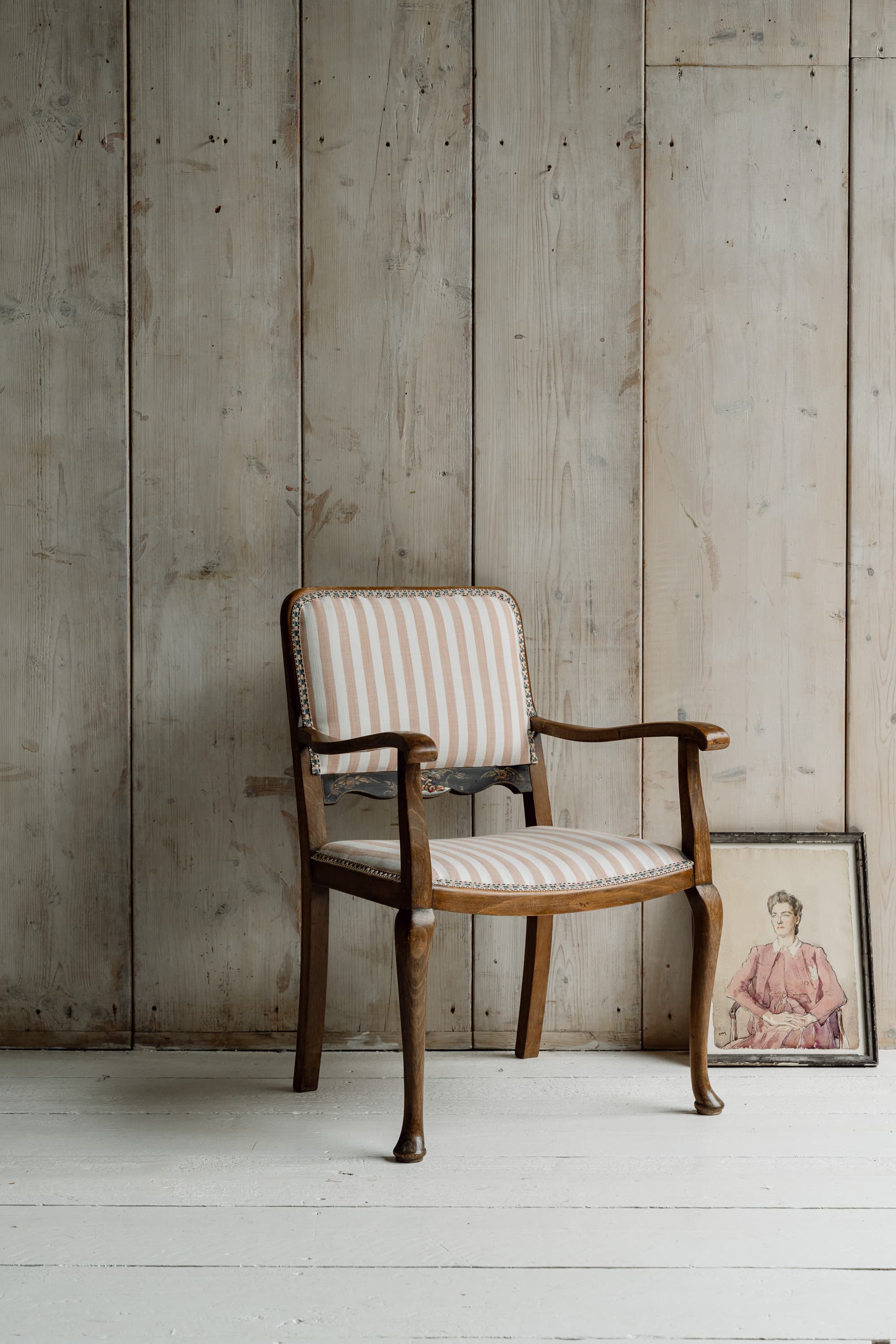 English Oak Armchair with Cjoiserie Decoration, Circa 1820-1840
