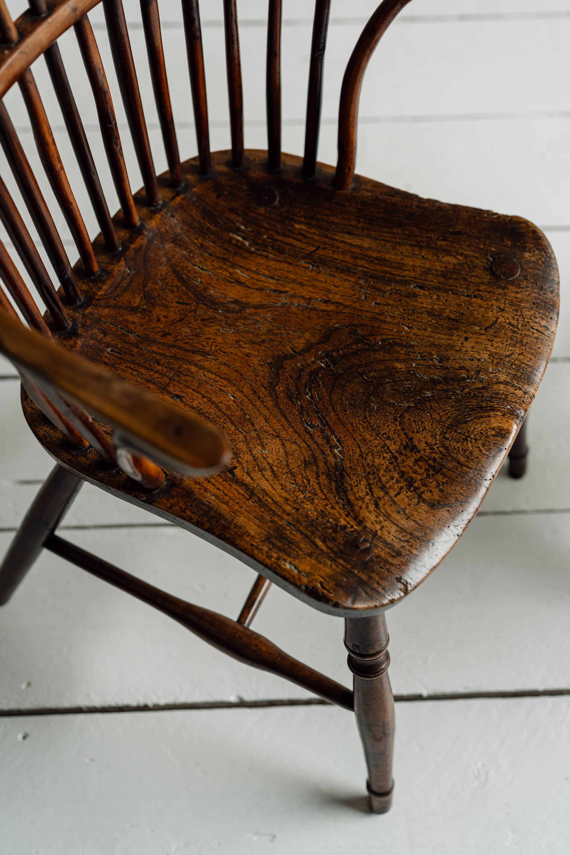 A Fine Pair of English Bow-Back Windsor Armchairs, Circa 1840-1870