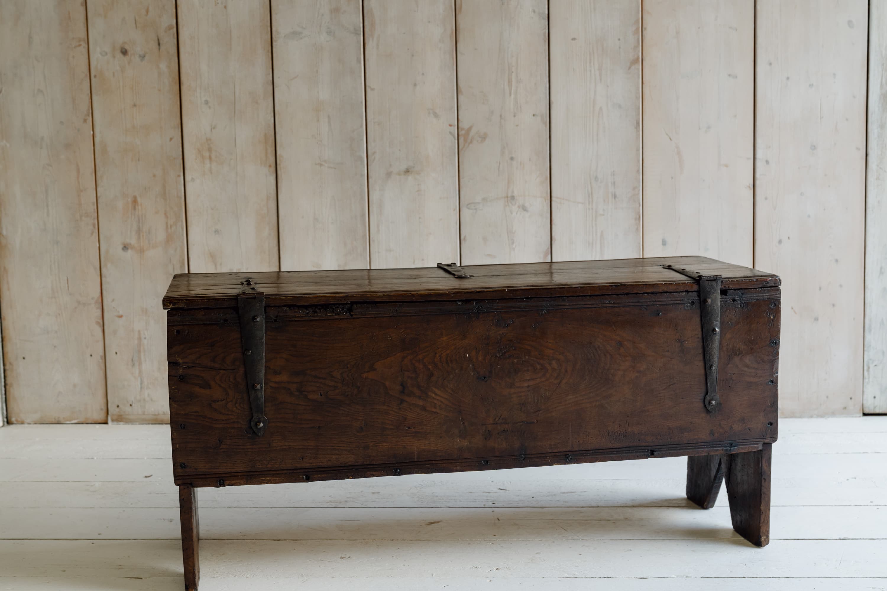 English Six-Plank Oak Coffer, Circa 1700